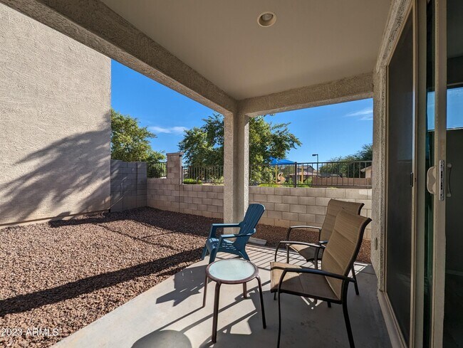 Building Photo - 1253 N 166th Ave