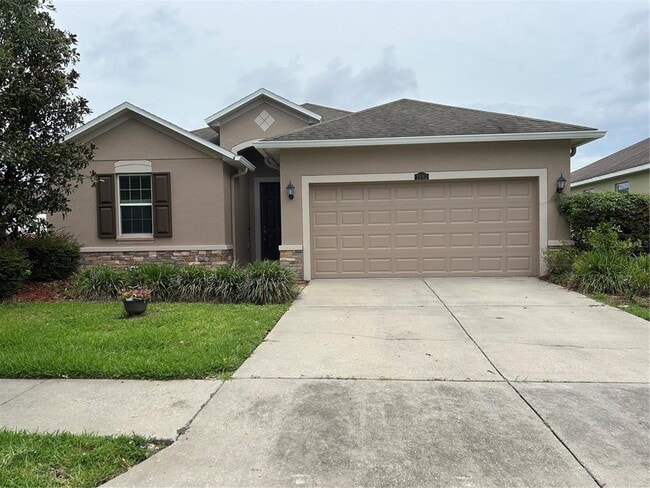 Primary Photo - 3802 Grecko Dr