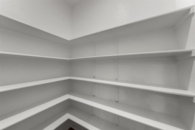 Building Photo - 3405 Charade Dr