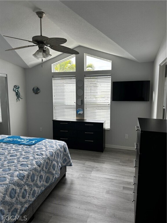 Building Photo - 158 Nanaimo Trail