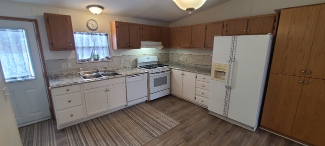 Building Photo - 4115 Quarterhorse Dr