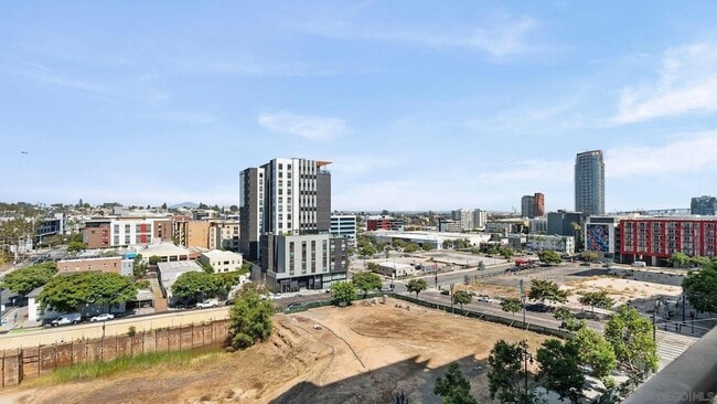 Building Photo - 1080 Park Blvd