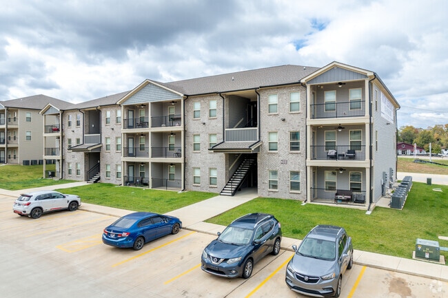 Building Photo - Sinclair Ridge
