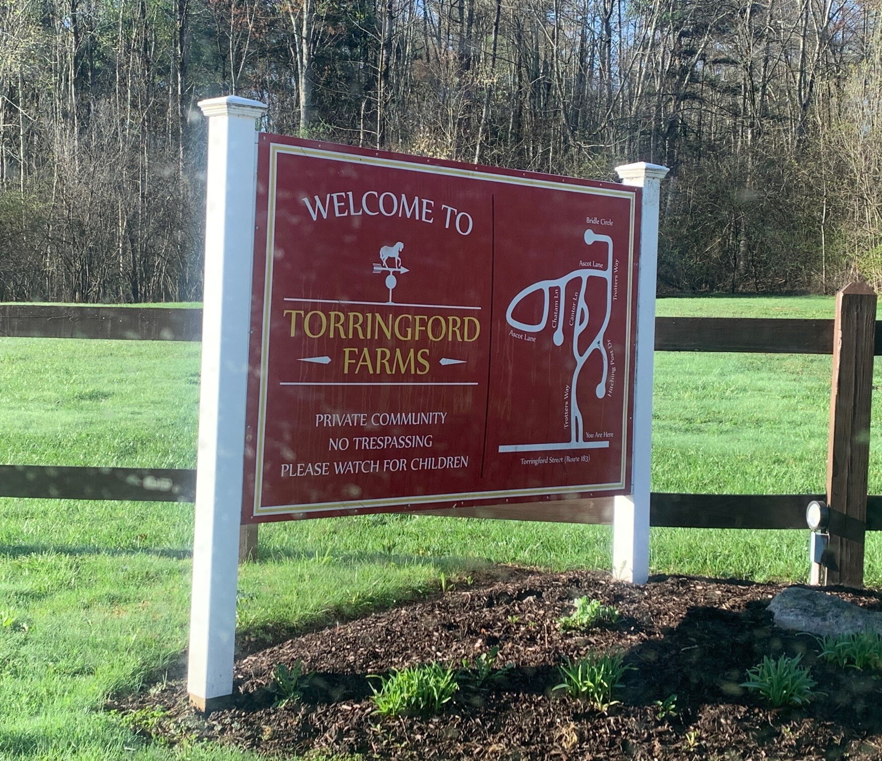 Building Photo - 61 Trotters Way