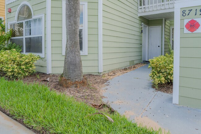 Building Photo - Charming 3BR Fully Furnished Apartment in Kissimmee with Ample Amenities