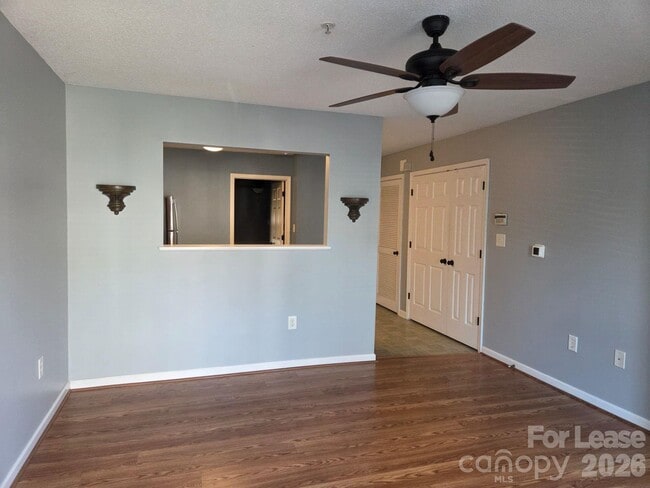 Building Photo - 118 Steam Engine Dr