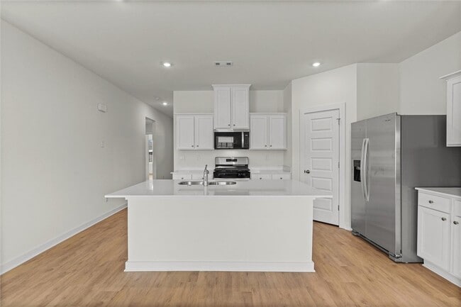 Building Photo - 109 Ratliff Ave