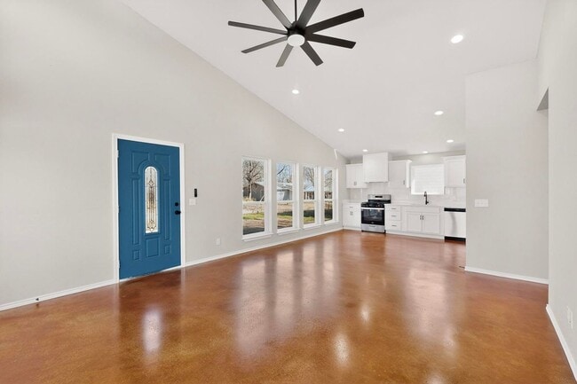 Building Photo - 1471 W Kaufman St