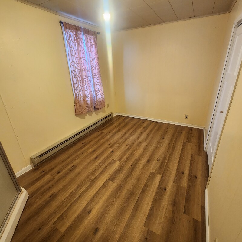 Building Photo - 118 W Allegheny St