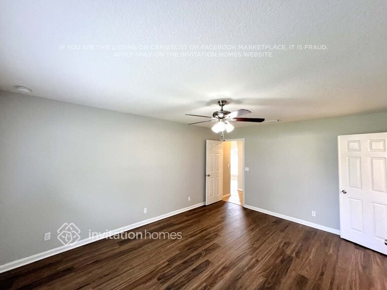 Building Photo - 2686 SW Ace Rd