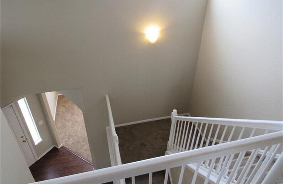 Stairway from loft. - 7334 Pearly Heath Rd