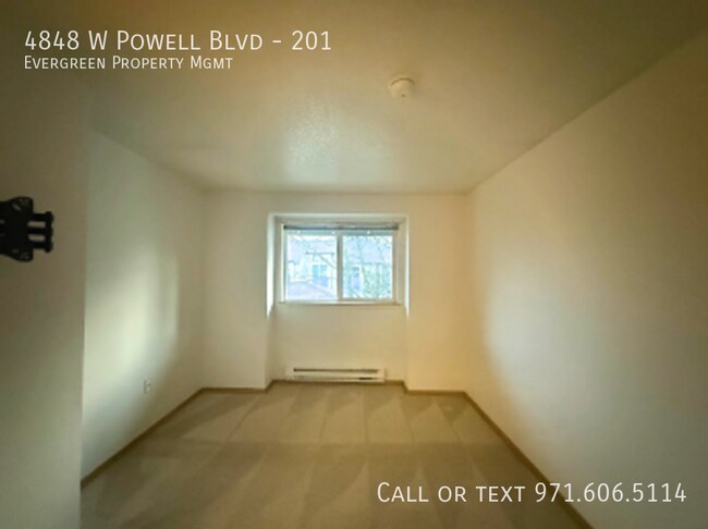 Building Photo - 4848 W Powell Blvd