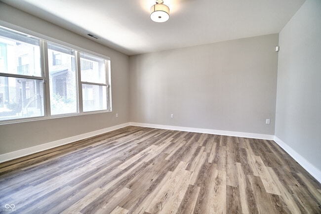 Building Photo - 1856 McQuat Pl