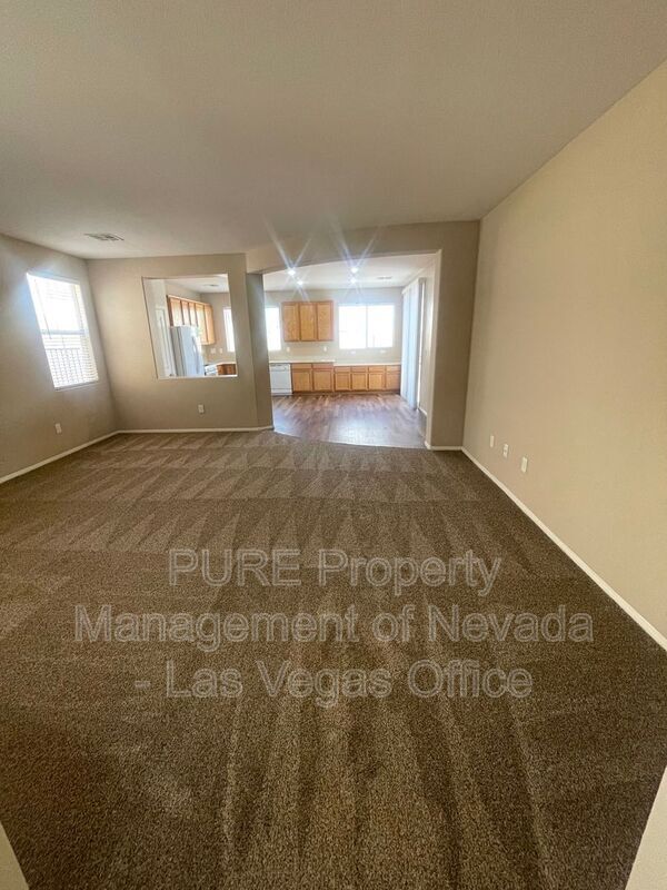 Building Photo - 9360 Fort Bayard Ave