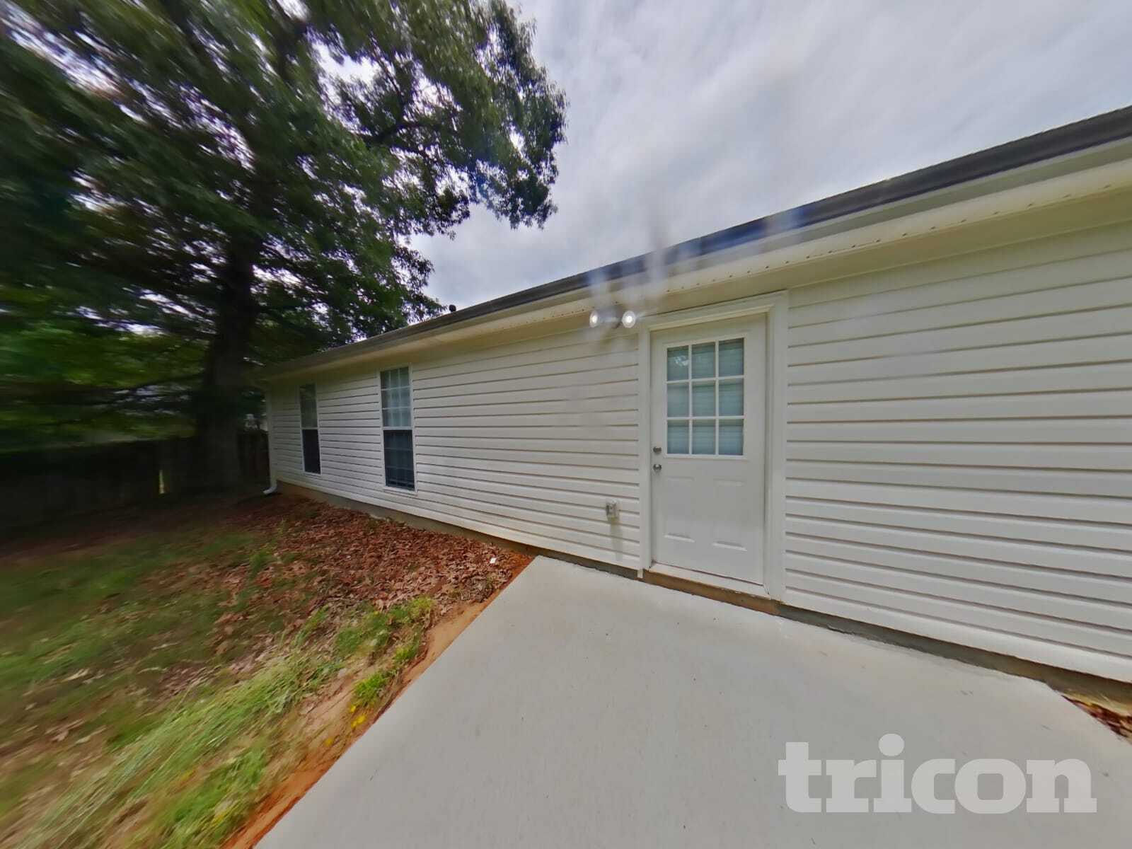Building Photo - 236 Galway Ln