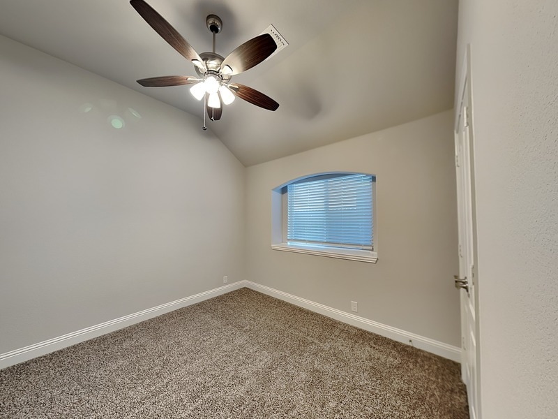 Building Photo - 1204 Sagewood Dr