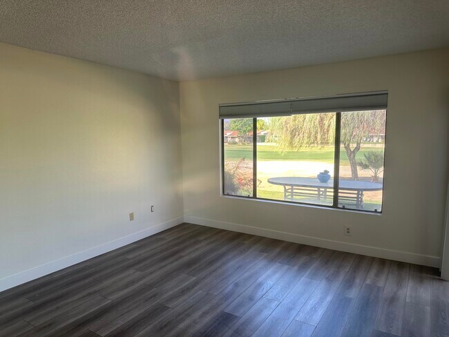 Building Photo - 40461 Bay Hill Way