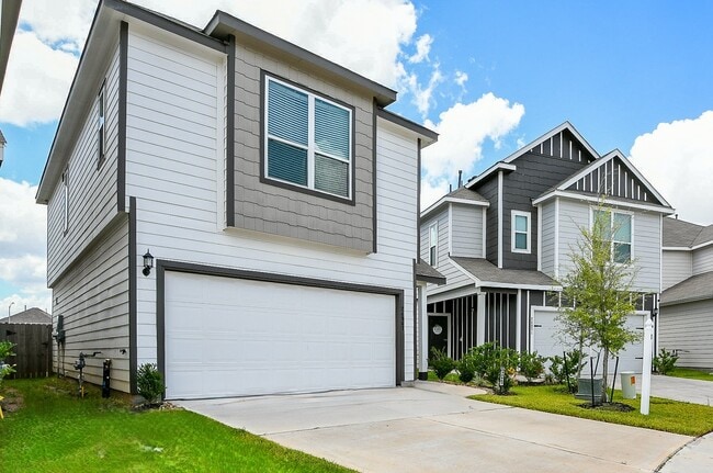 Building Photo - 24967 Goldoni Dr