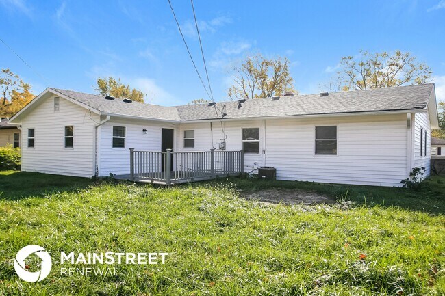 Building Photo - 5524 Marilyn Rd