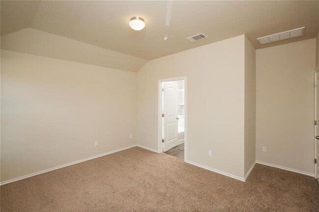 Building Photo - 12912 Tinker St