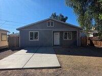 Building Photo - 2 Bed/1 Bath almost brand new in Central BHC