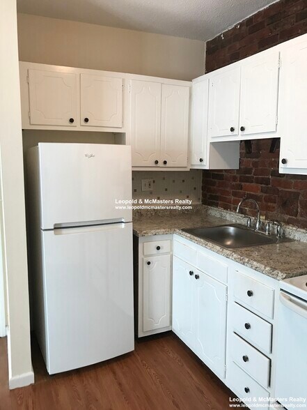 Building Photo - 67 S Huntington Ave