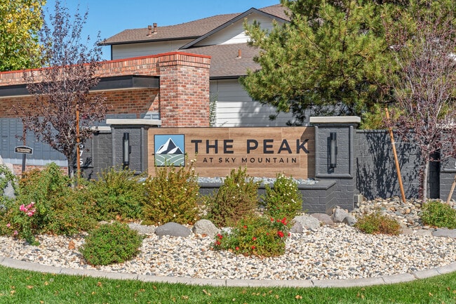 Building Photo - The Peak at Sky Mountain