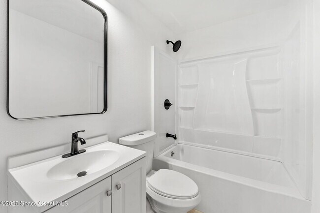 Building Photo - 405 Dummitt Ave