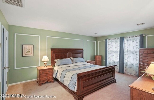 Building Photo - 5 Shepherds Way