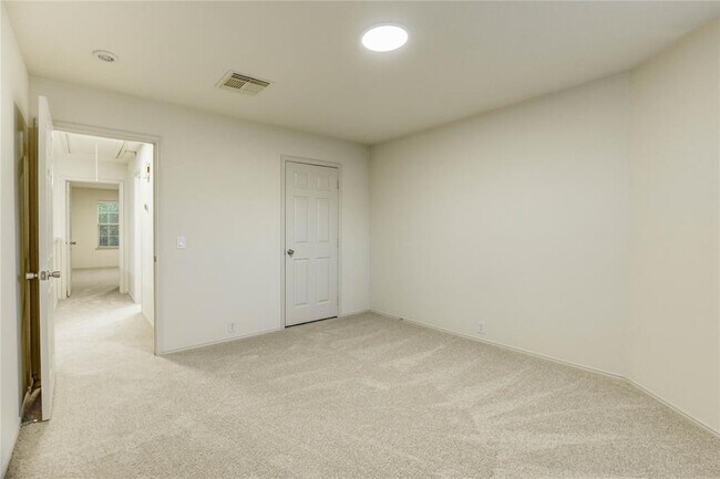 Building Photo - 10235 Sugarbridge Trail