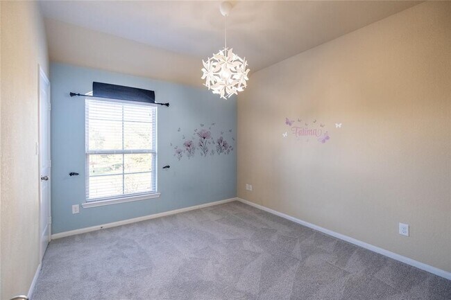 Building Photo - 17523 Quiet Shores Dr