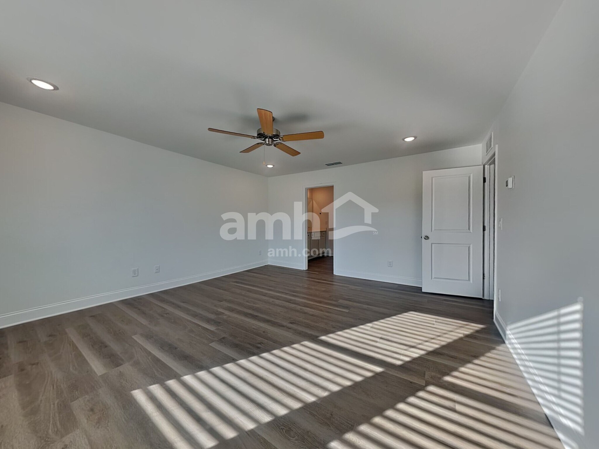 Building Photo - 1654 Soapstone Rd