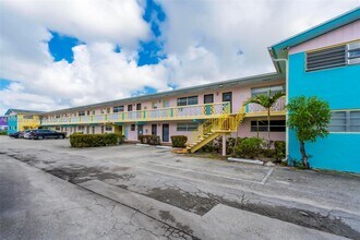 Building Photo - 285 NE 191st St