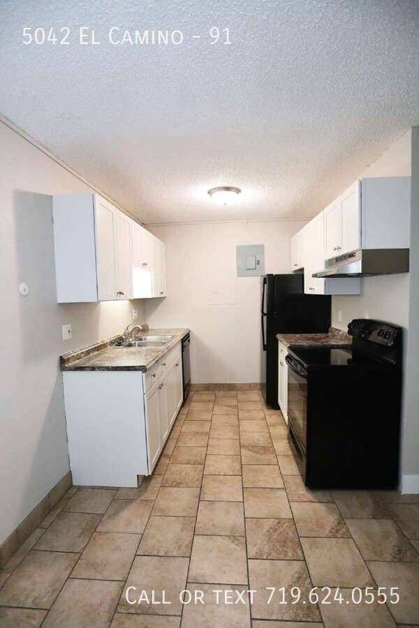 Building Photo - 5042 El Camino Dr