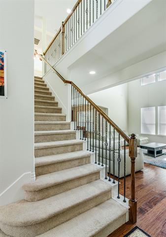 Building Photo - 6131 Myrtle Ln