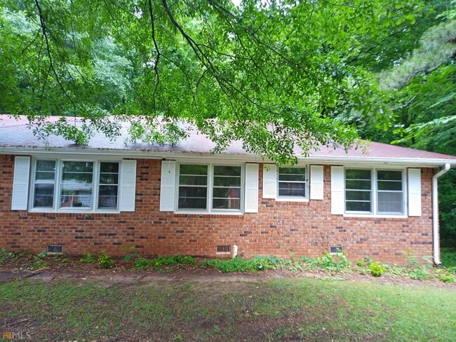 Building Photo - 1036 Skylark Dr