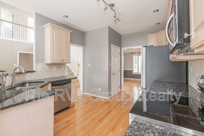 Building Photo - 10528 Runnymeade Dr