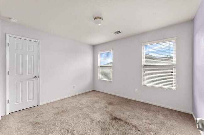 Building Photo - 3327 Upland Spring Trace