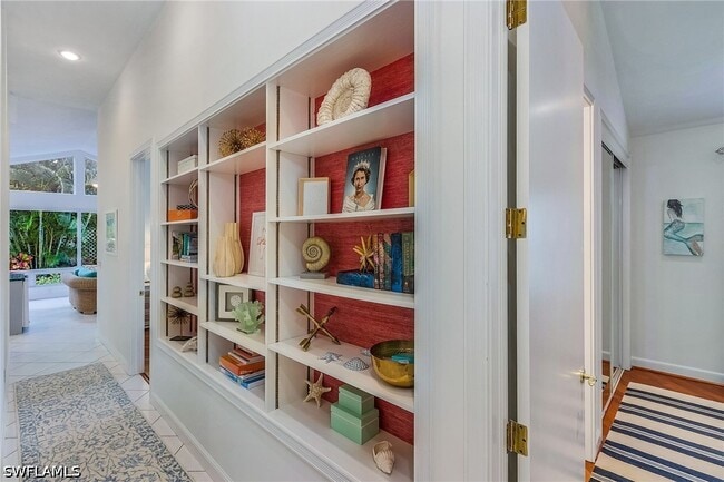 Building Photo - 720 Turkey Oak Ln