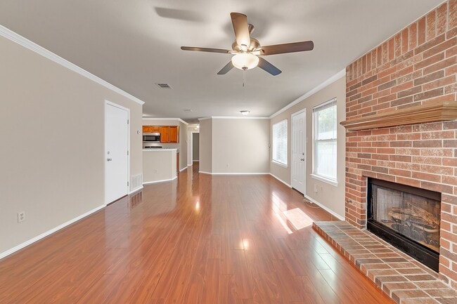 Building Photo - 13711 Letti Ln