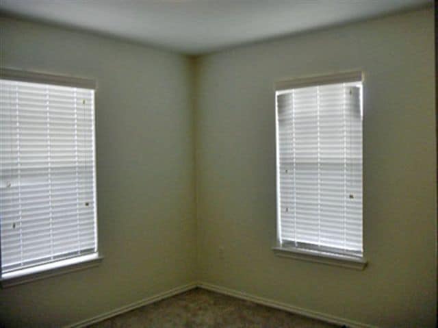 Building Photo - 622 Lisa Dr