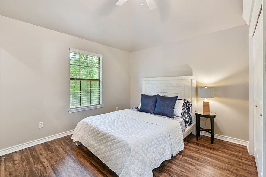 Building Photo - 103 Winter Park