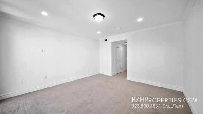 Building Photo - 1050 S Holt Ave