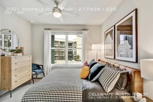 Building Photo - Lenox R Living