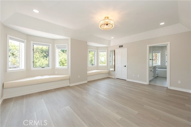 Building Photo - 2836 N Kingsgate Dr