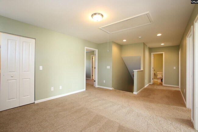 Building Photo - 649 Teaberry Dr