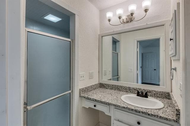 Building Photo - 1700 Willow Vale Dr