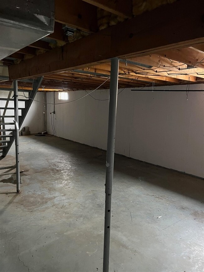 Building Photo - 1705 Cliff Ridge Ct