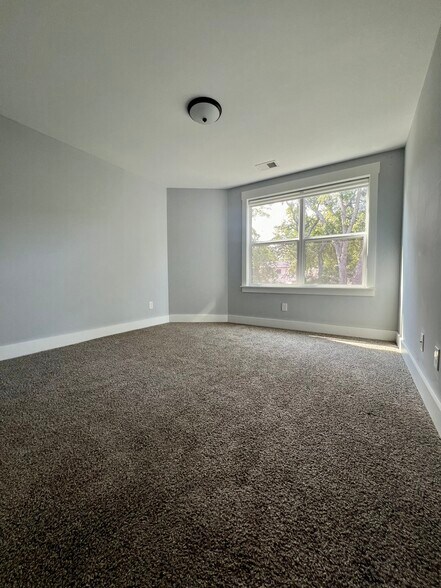 Bedroom 1 - 530 Paragon Mills Rd