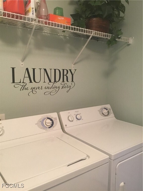 Building Photo - 10063 Majestic Ave